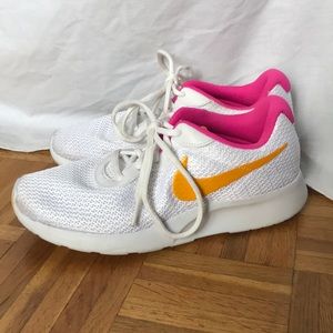 Nike gym shoes